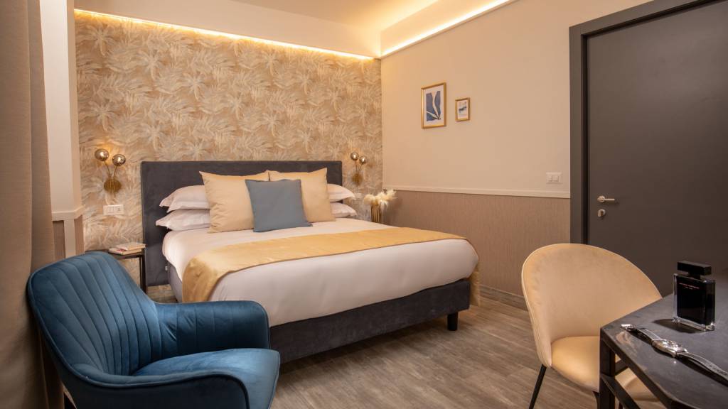 sophie-terrace-hotel-roma-habitacion-doble-con-cama-extra-IMG-7254