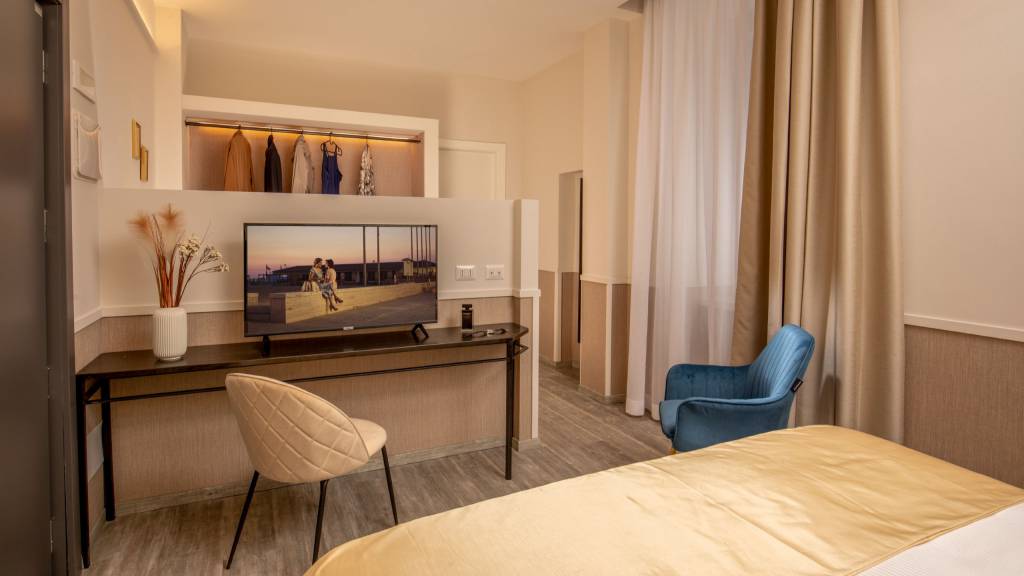 sophie-terrace-hotel-roma-habitacion-doble-con-cama-extra-IMG-7280