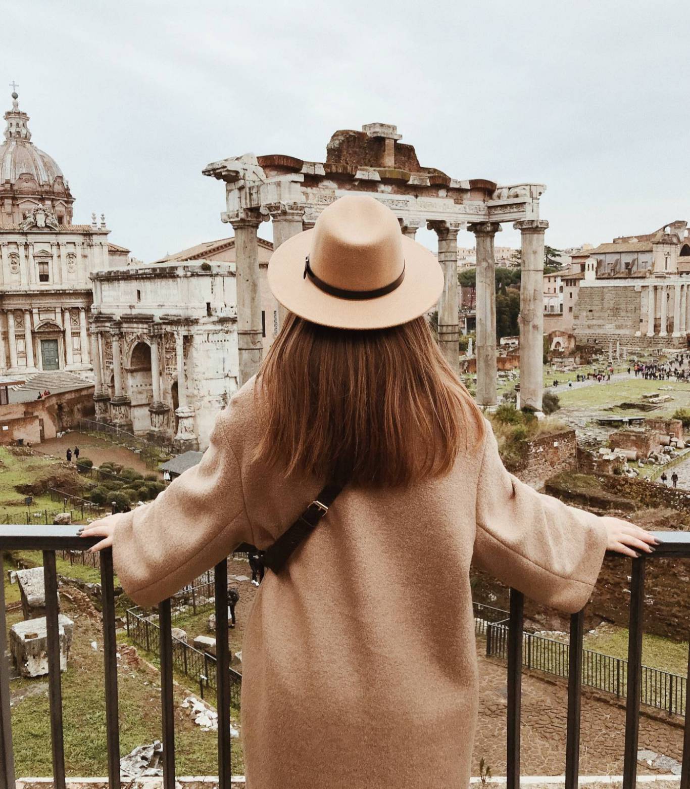 sophie-terrace-hotel-roma-ragazza