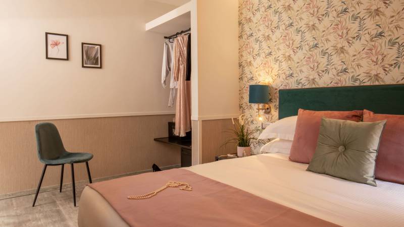 sophie-terrace-hotel-rome-standard-double-room-IMG-7410