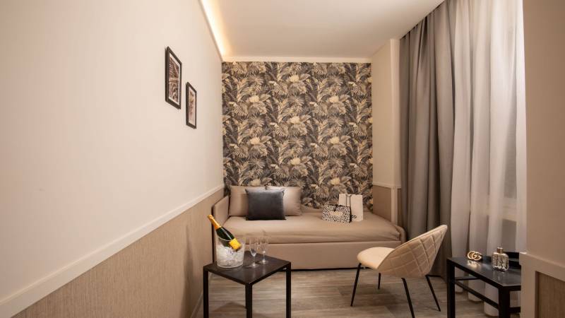 sophie-terrace-hotel-rome-suite-room-IMG-8029